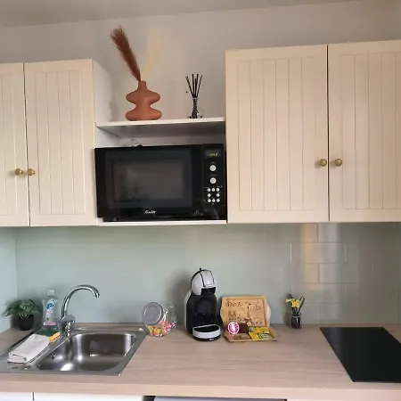 Apartamento 5 Min - Place D'ariane - Parking Gratuit