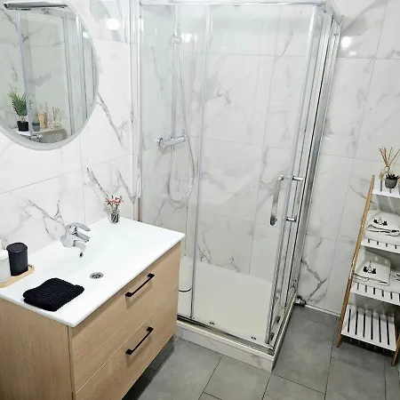 5 Min - Place D'ariane - Parking Gratuit Apartamento